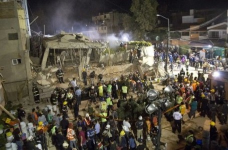 Terremoto en México: el mundo reza por “Frida Sofía”, una nena que está atrapada entre los escombros