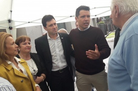 En el día Internacional del Internet León Barreto junto a funcionarios nacionales visitó las instalaciones de Funescoop.