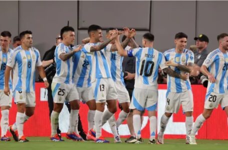 En un final emotivo, la Selección argentina le ganó 1-0 a Chile y se clasificó a los cuartos de final