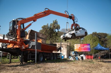 Provincia comenzó con la compactación de vehículos alojados en el depósito judicial